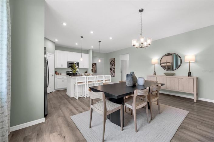 Image No.12-4 Bed Property for sale