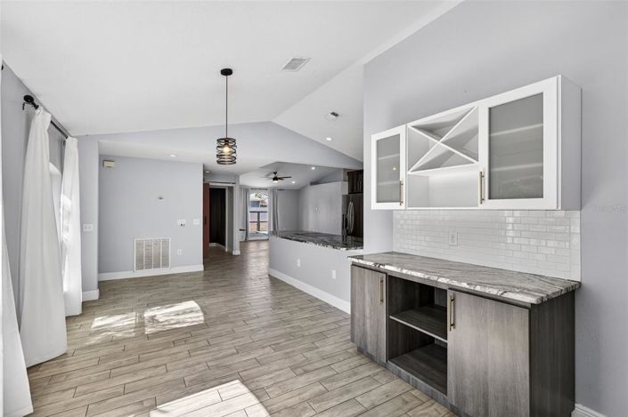 Image No.8-4 Bed Property for sale