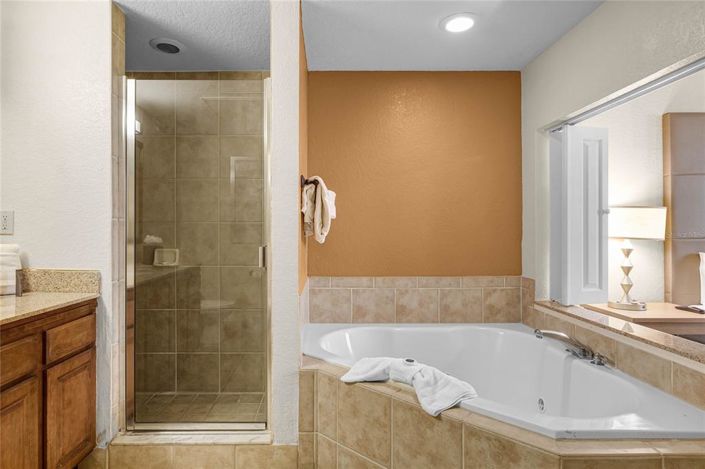 Image No.25-2 Bed Property for sale
