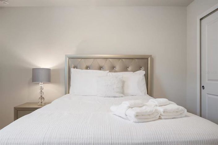 Image No.39-10 Bed Property for sale