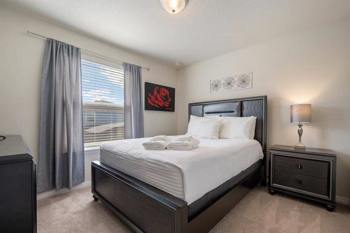 Image No.40-10 Bed Property for sale