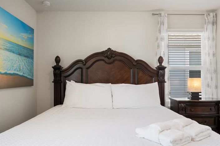 Image No.43-10 Bed Property for sale