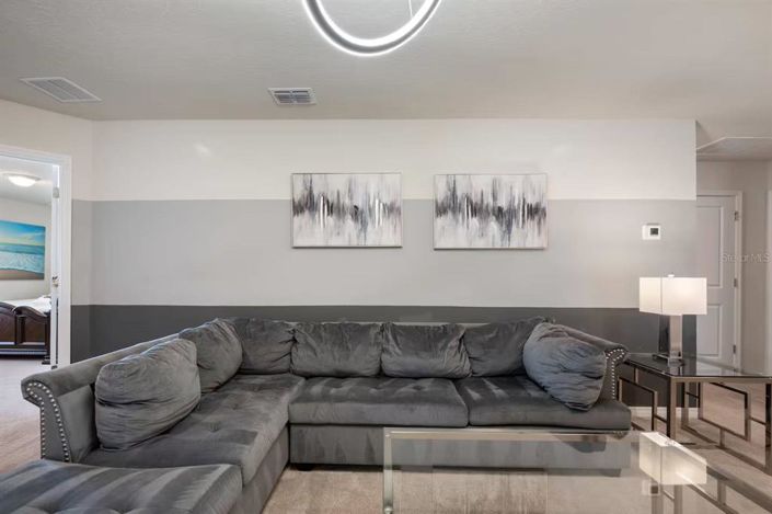 Image No.59-10 Bed Property for sale