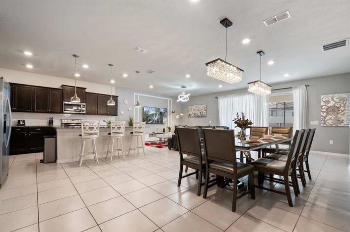 Image No.6-10 Bed Property for sale