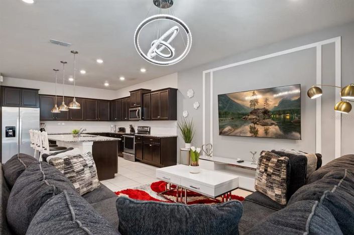 Image No.7-10 Bed Property for sale