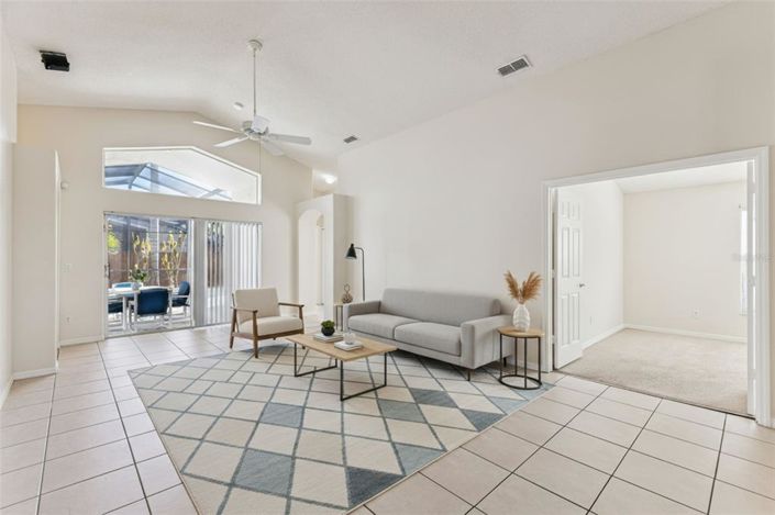 Image No.11-Propriété de 4 chambres à vendre à Kissimmee