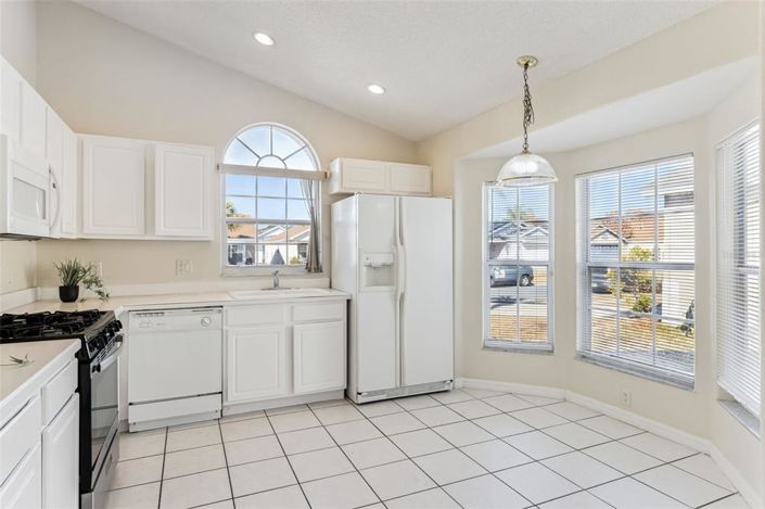 Image No.7-Propriété de 4 chambres à vendre à Kissimmee