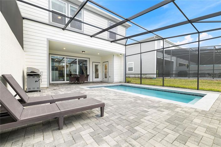 Image No.23-5 Bed Townhouse for sale