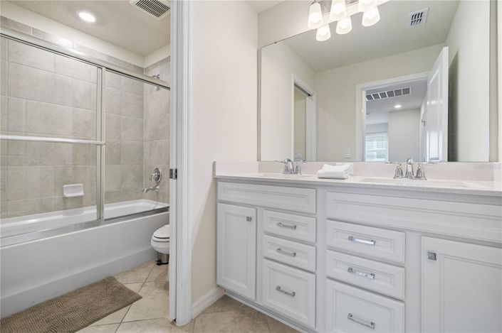 Image No.36-5 Bed Townhouse for sale