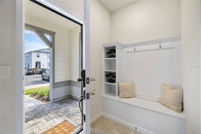 Image No.6-5 Bed Townhouse for sale