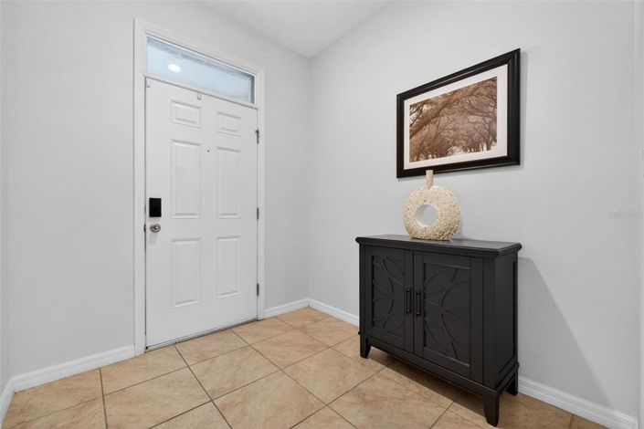 Image No.15-3 Bed Townhouse for sale