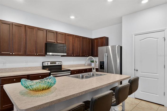 Image No.25-3 Bed Townhouse for sale