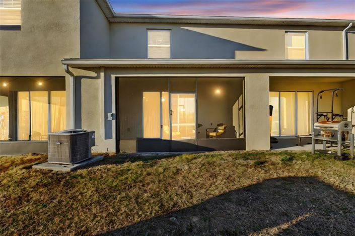 Image No.45-3 Bed Townhouse for sale