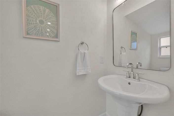 Image No.20-4 Bed Townhouse for sale