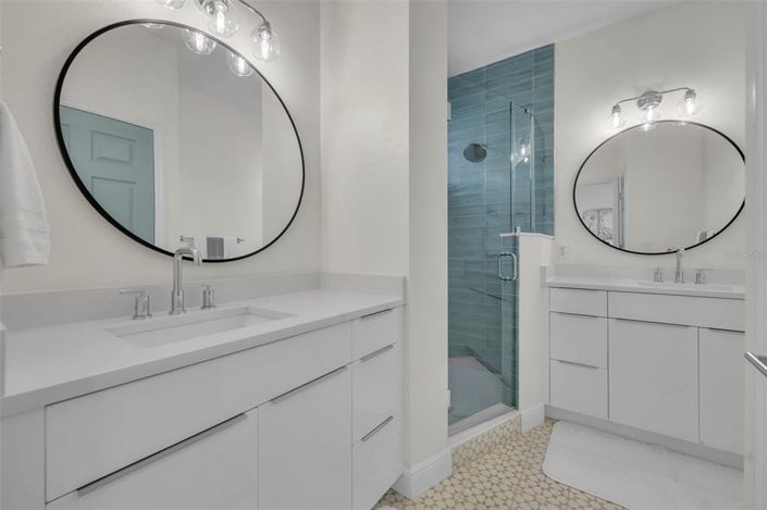 Image No.24-4 Bed Townhouse for sale