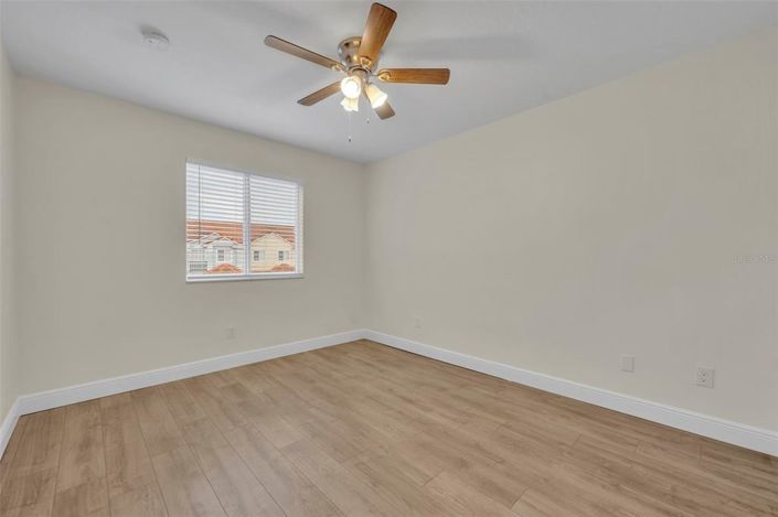 Image No.32-4 Bed Townhouse for sale