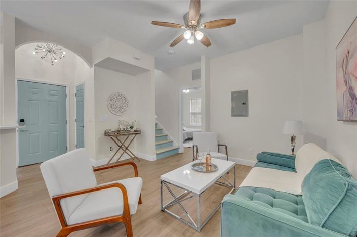 Image No.8-4 Bed Townhouse for sale