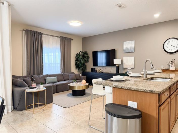 Image No.5-4 Bed Townhouse for sale