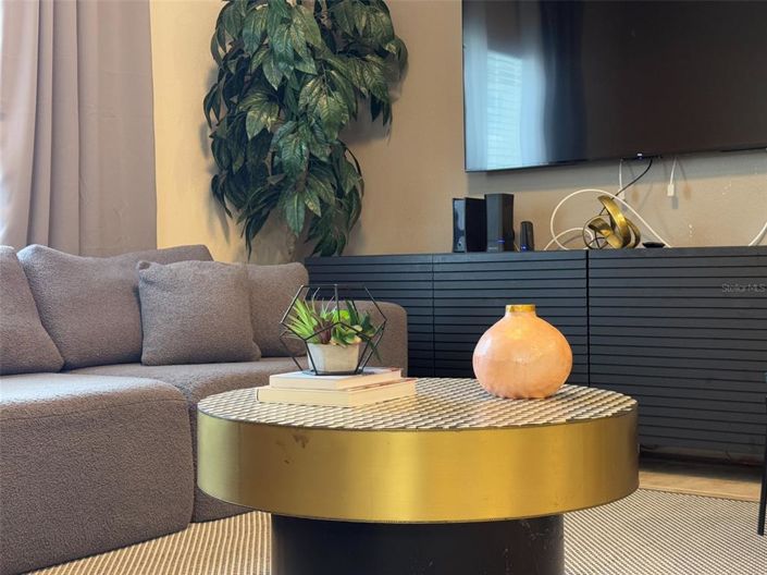 Image No.8-4 Bed Townhouse for sale