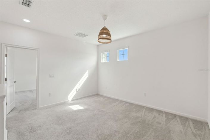 Image No.12-Propriété de 4 chambres à vendre à Davenport