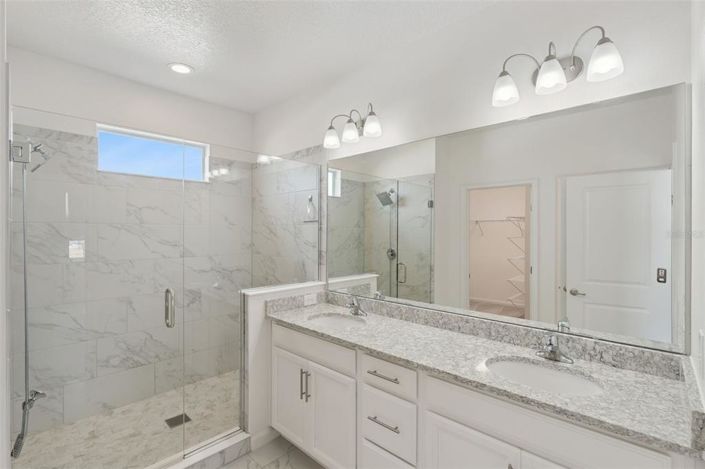 Image No.15-Propriété de 4 chambres à vendre à Davenport