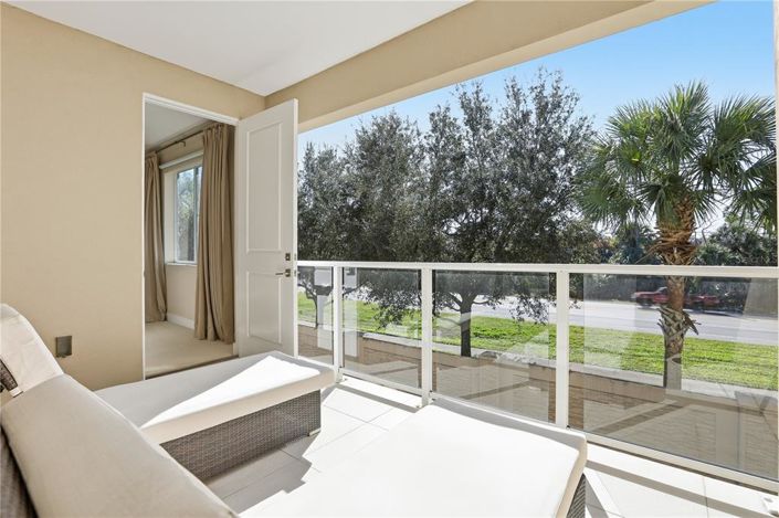 Image No.35-3 Bed Townhouse for sale