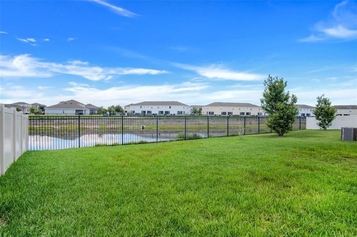 Image No.26-5 Bed Property for sale