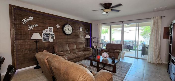 Image No.8-Propriété de 4 chambres à vendre à Haines City