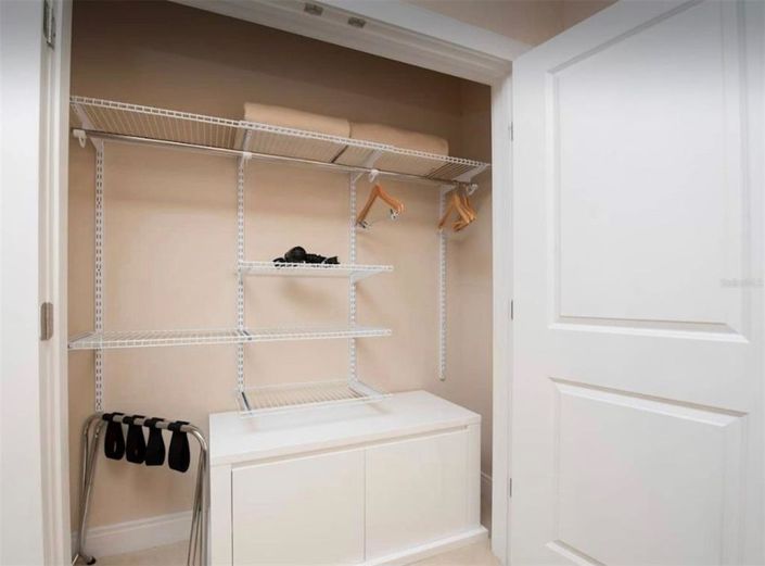 Image No.34-4 Bed Townhouse for sale