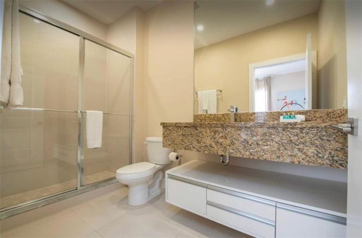 Image No.35-4 Bed Townhouse for sale