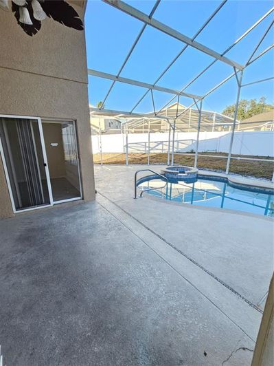 Image No.7-6 Bed Property for sale