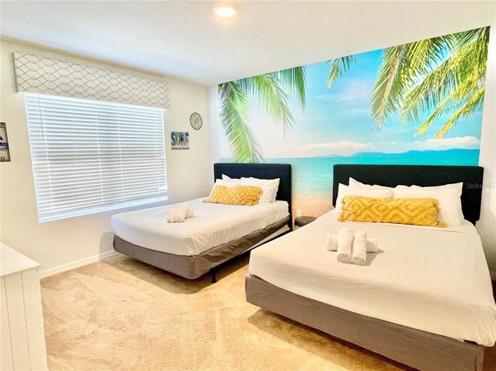 Image No.30-7 Bed Property for sale