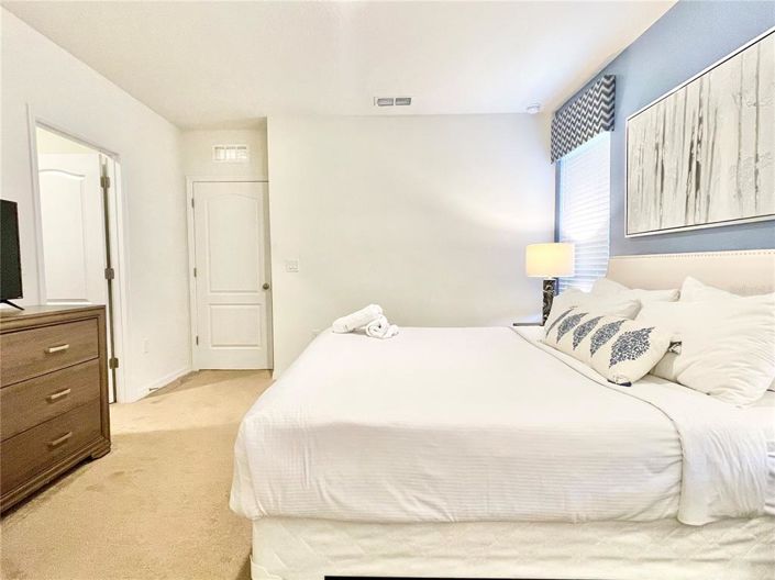 Image No.36-7 Bed Property for sale