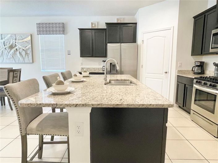 Image No.9-7 Bed Property for sale