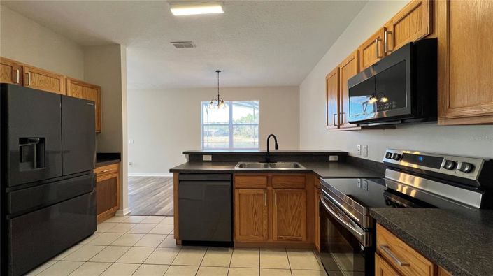 Image No.7-Propriété de 4 chambres à vendre à Davenport