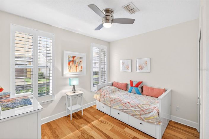 Image No.19-4 Bed Property for sale