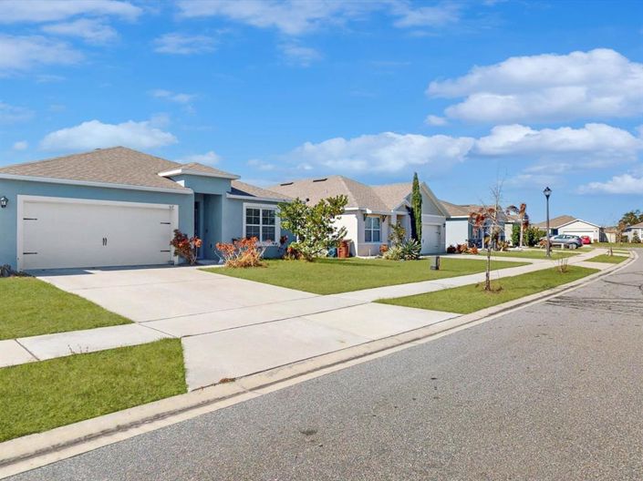 Image No.2-4 Bed Property for sale