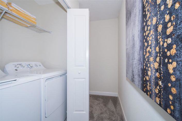 Image No.19-4 Bed Townhouse for sale