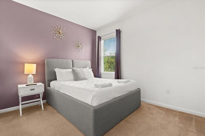 Image No.27-8 Bed Property for sale