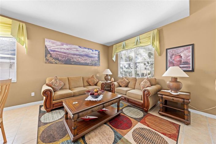 Image No.5-Propriété de 4 chambres à vendre à Davenport