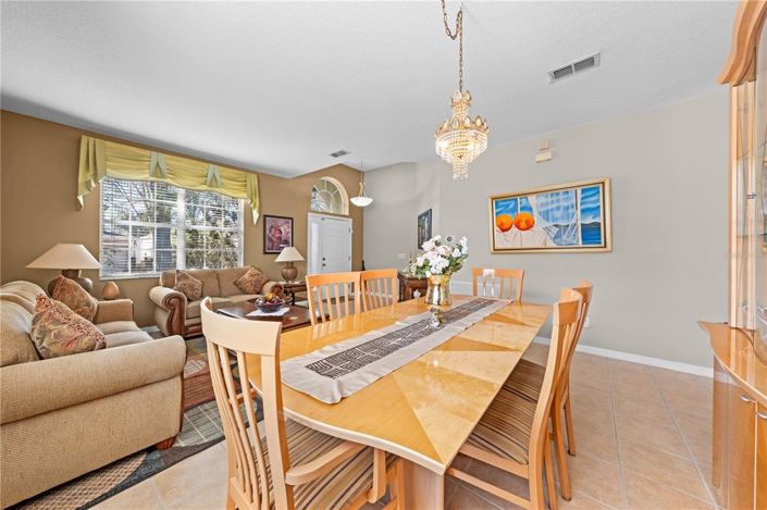 Image No.7-Propriété de 4 chambres à vendre à Davenport