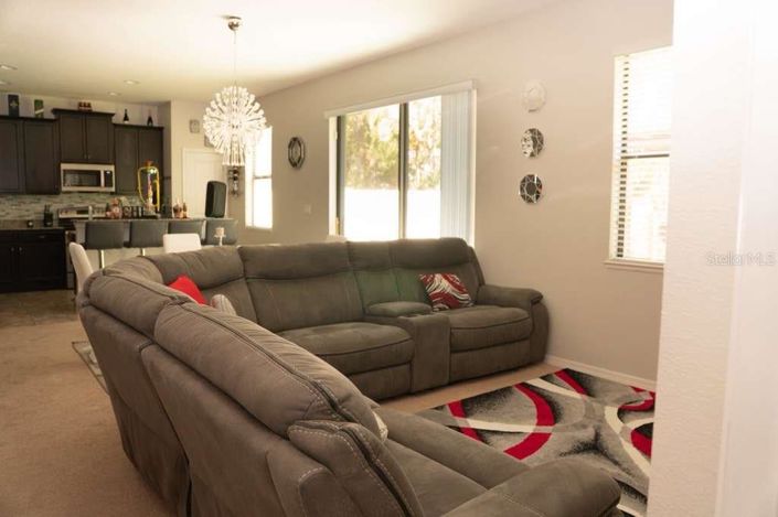 Image No.4-4 Bed Property for sale