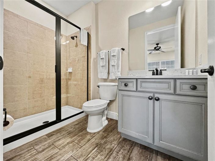 Image No.30-8 Bed Property for sale