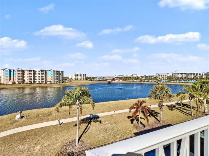 Image No.35-8 Bed Property for sale