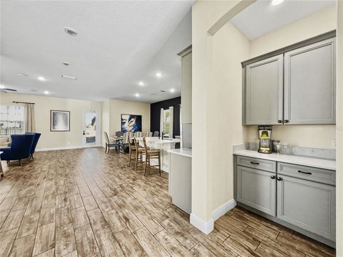 Image No.7-8 Bed Property for sale