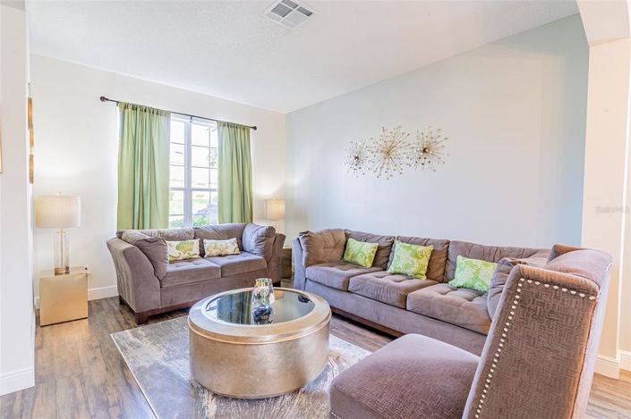 Image No.5-Propriété de 7 chambres à vendre à Kissimmee