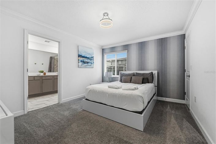 Image No.14-5 Bed Townhouse for sale