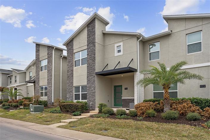 Image No.30-5 Bed Townhouse for sale