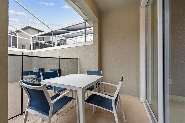 Image No.45-5 Bed Townhouse for sale