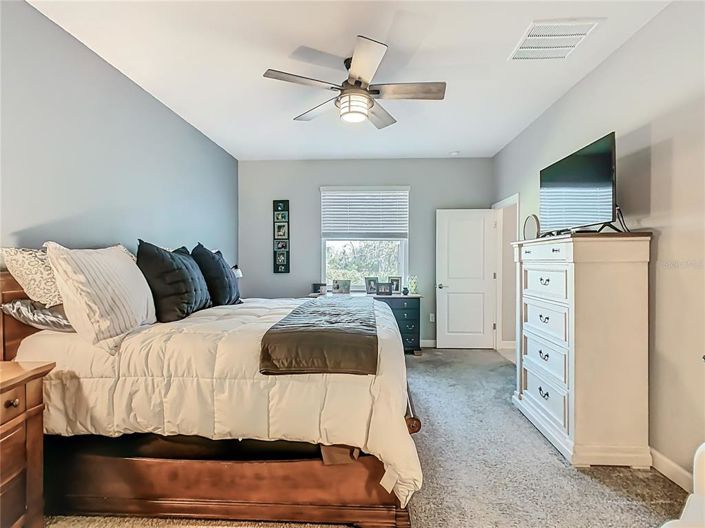 Image No.19-4 Bed Property for sale